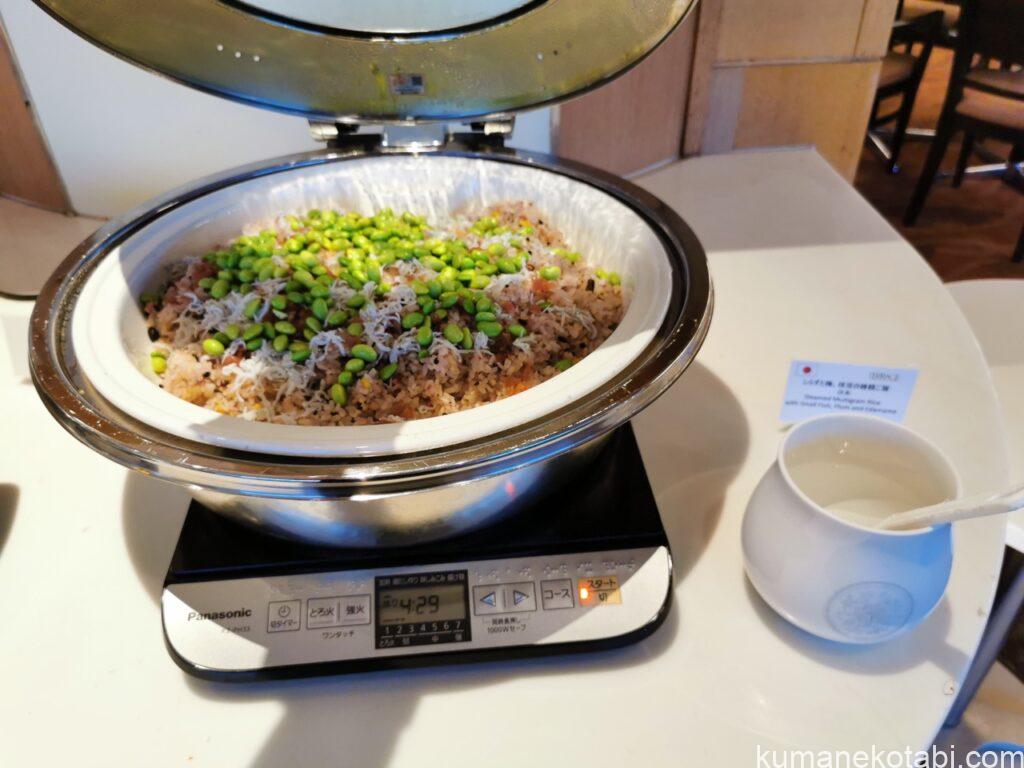 ヒルトン成田の平日限定ディナーフレンチビュッフェ＆シーフード鉄板焼のしらすご飯
